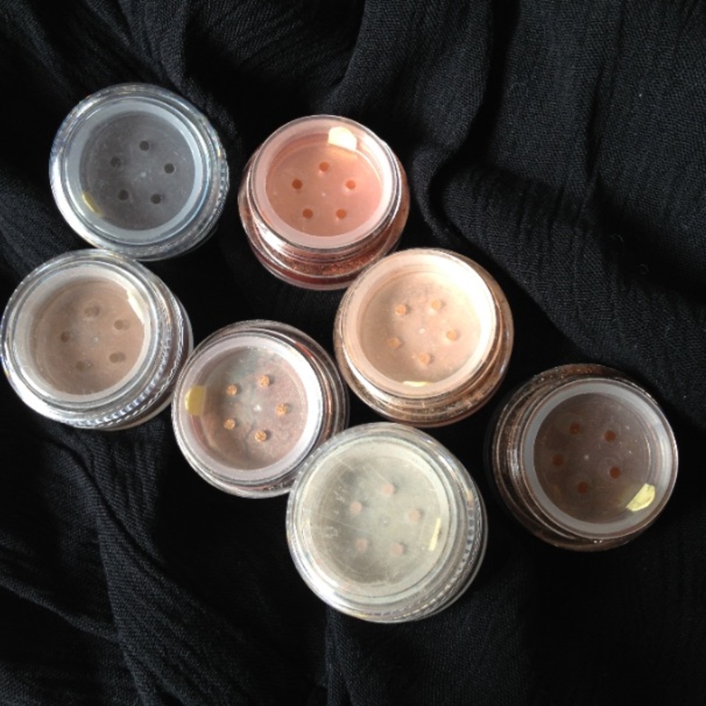 Mineral Eyeshadows - Picture 4 of 5